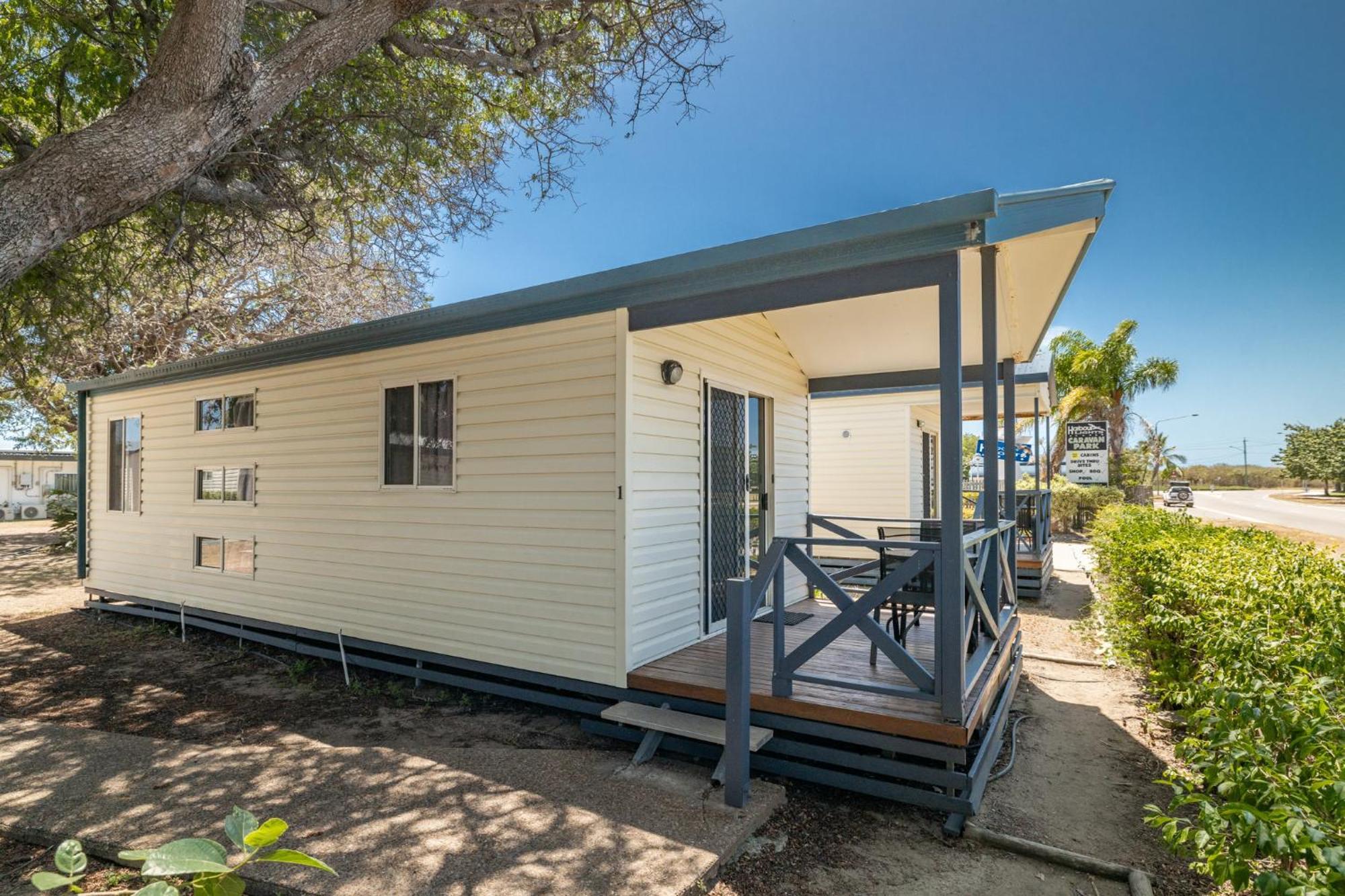 Hotel Harbour Lights Tourist Park Bowen Exterior foto
